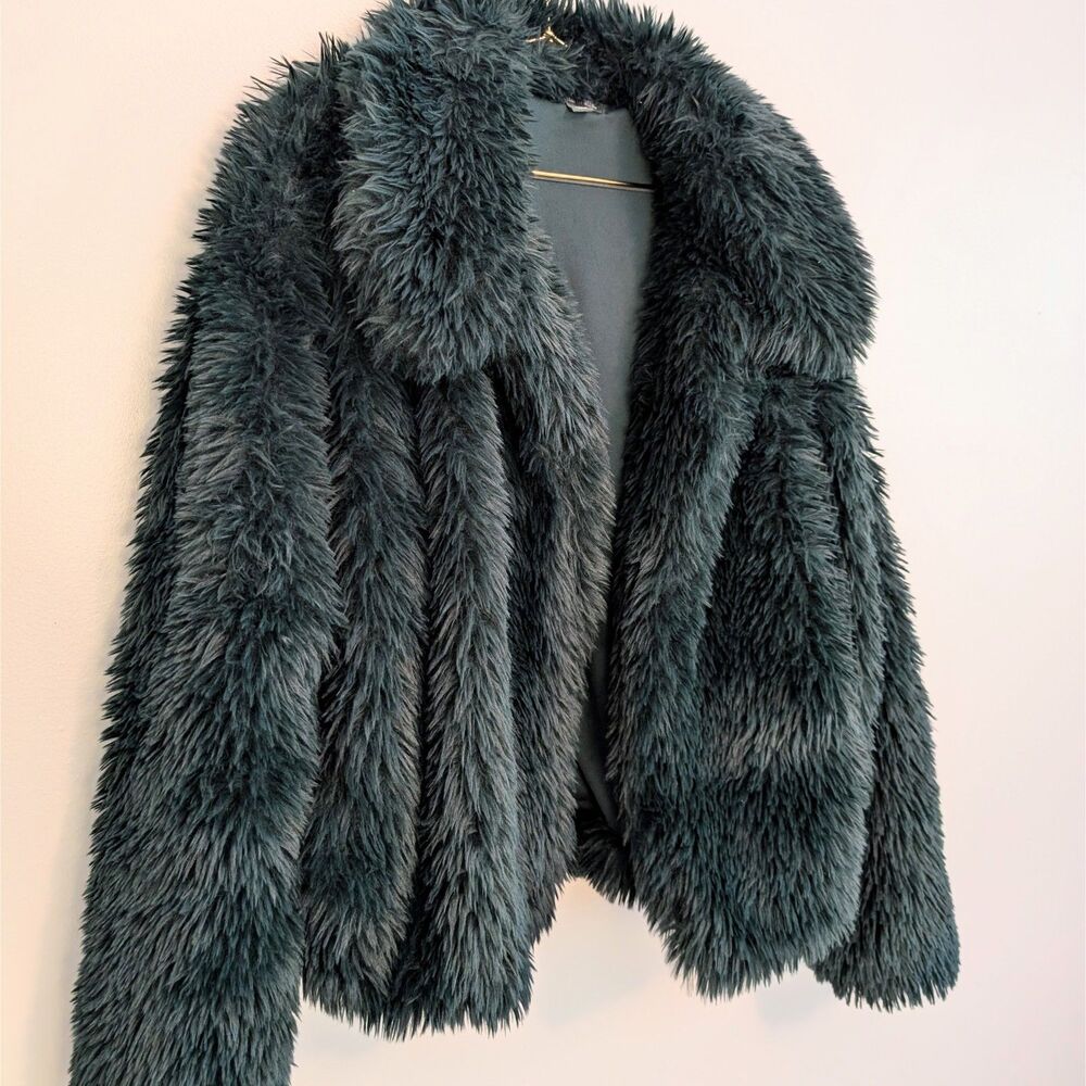 Wild Fable Emerald Green Faux Fur Jacket Size Large